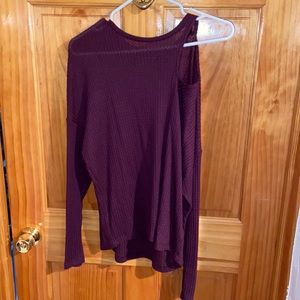 Knit long sleeve top